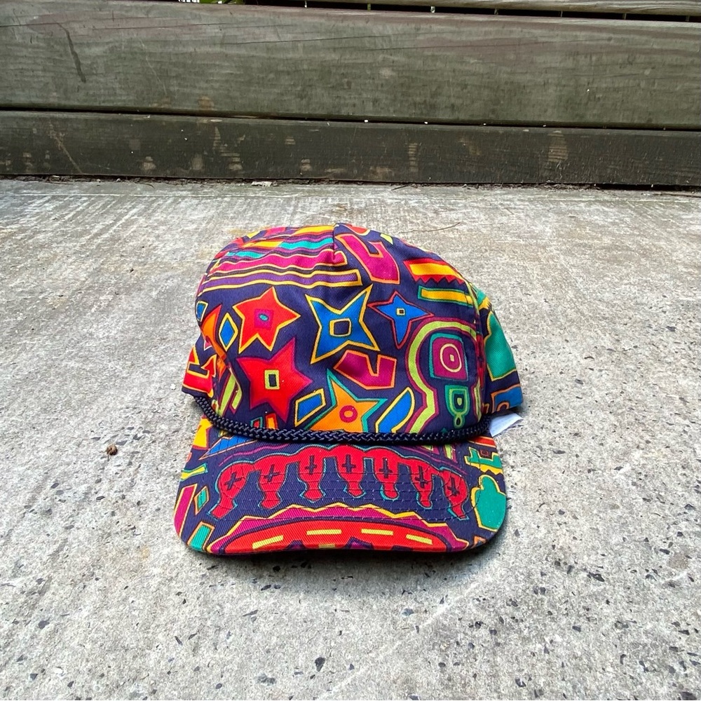 Crazy unique vintage snap back hat
